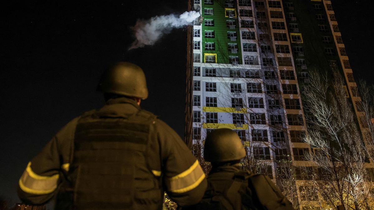 Při ruském vzdušném útoku na Kyjev zahynul jeden člověk
